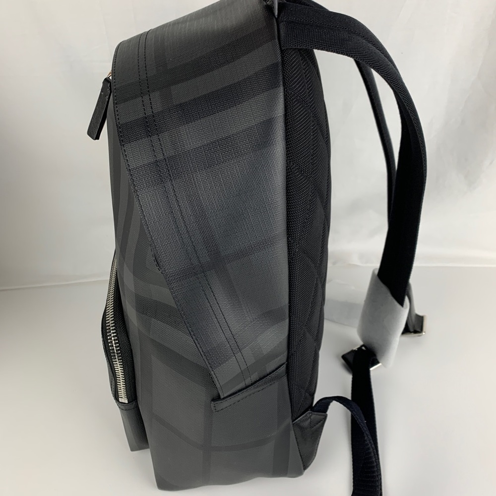 New Burberry Leather Trim London Check Backpack - Picture 3 of 8